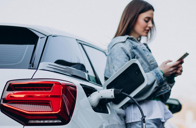 Где лучше покупать автомобиль в кредит: у дилера или в банке