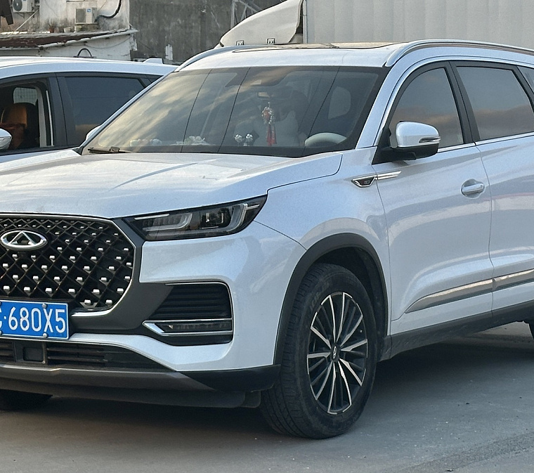 Топ-5 китайских автомобилей, которые не теряют в цене в России в 2025 году