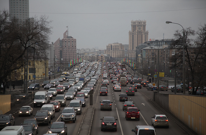Как выбрать автомобиль для ежедневных поездок по пробкам