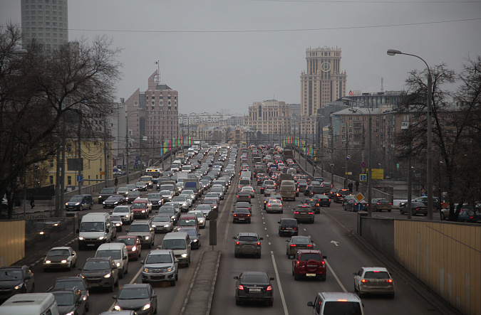 Как выбрать автомобиль для ежедневных поездок по пробкам